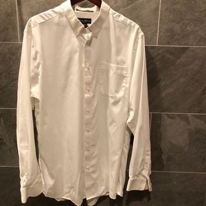 White dress shirt